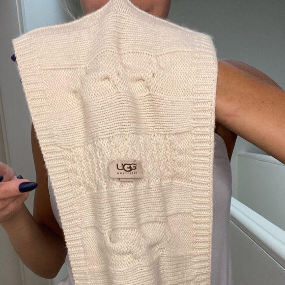 UGG Accessories - UGG Cream Scarf